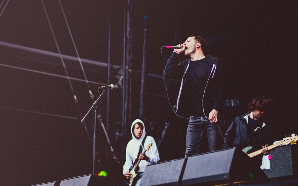 Jeremy from TOUCHE AMORE talks to Brendan Yates, TURNSTILE frontman and