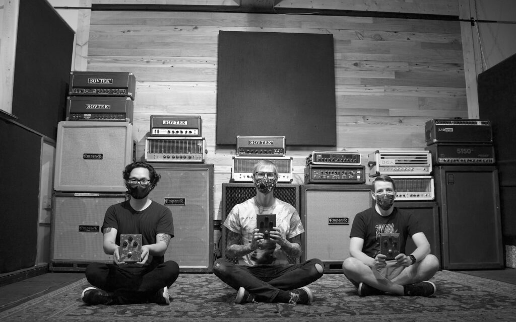 Chicago sludgy rockers DEAD SUN unveil hyponotic debut; share top 6.66 ...