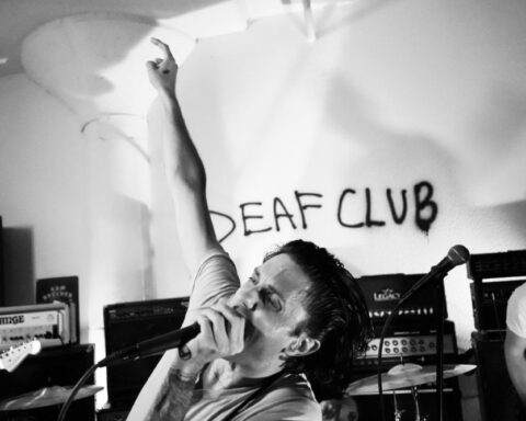 DEaf Club