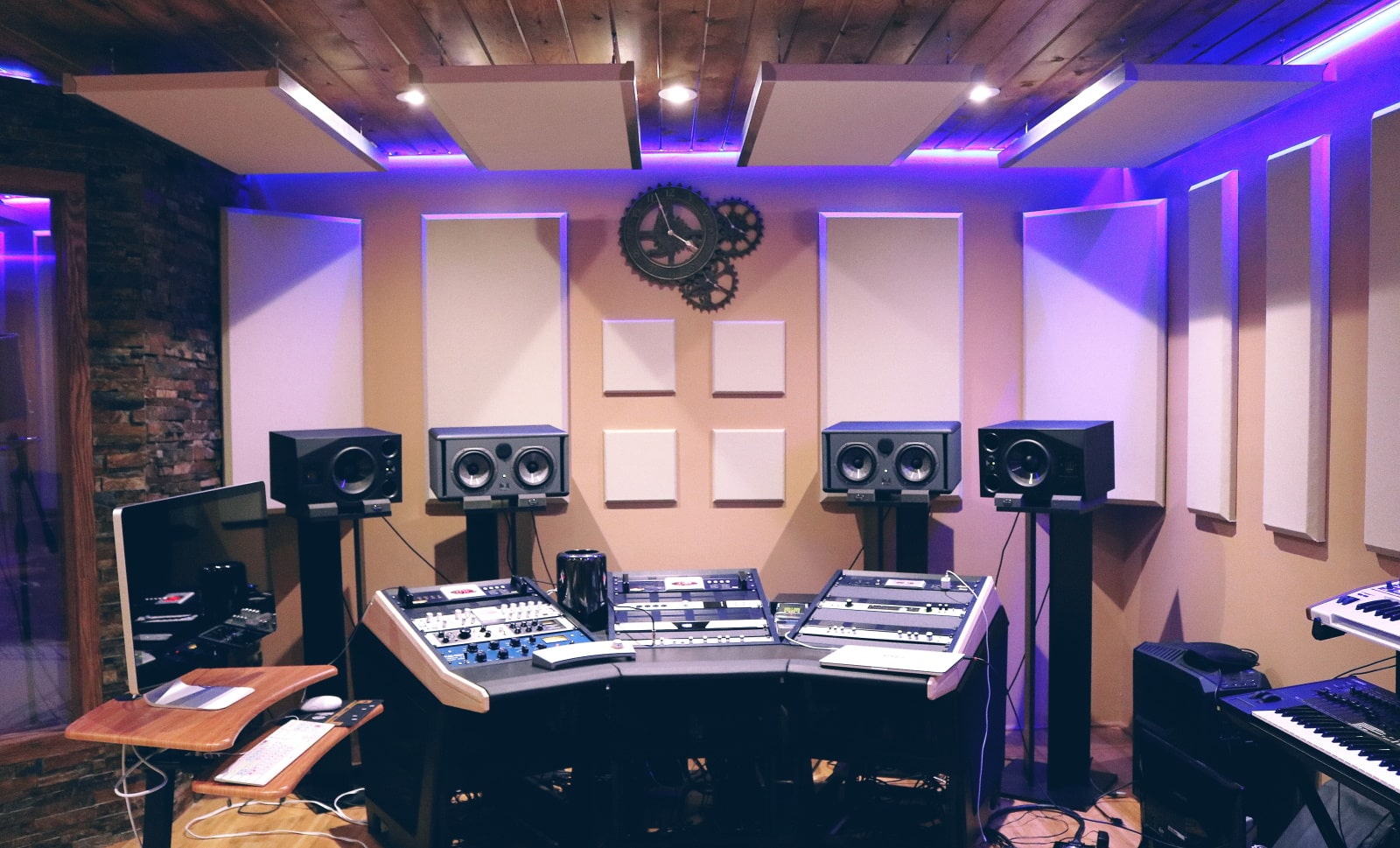Recording Studio, by Pexels