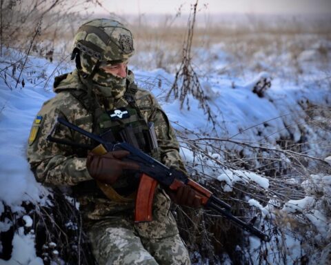 Ukraine Volunteers fighting against Russian incursion..-mi