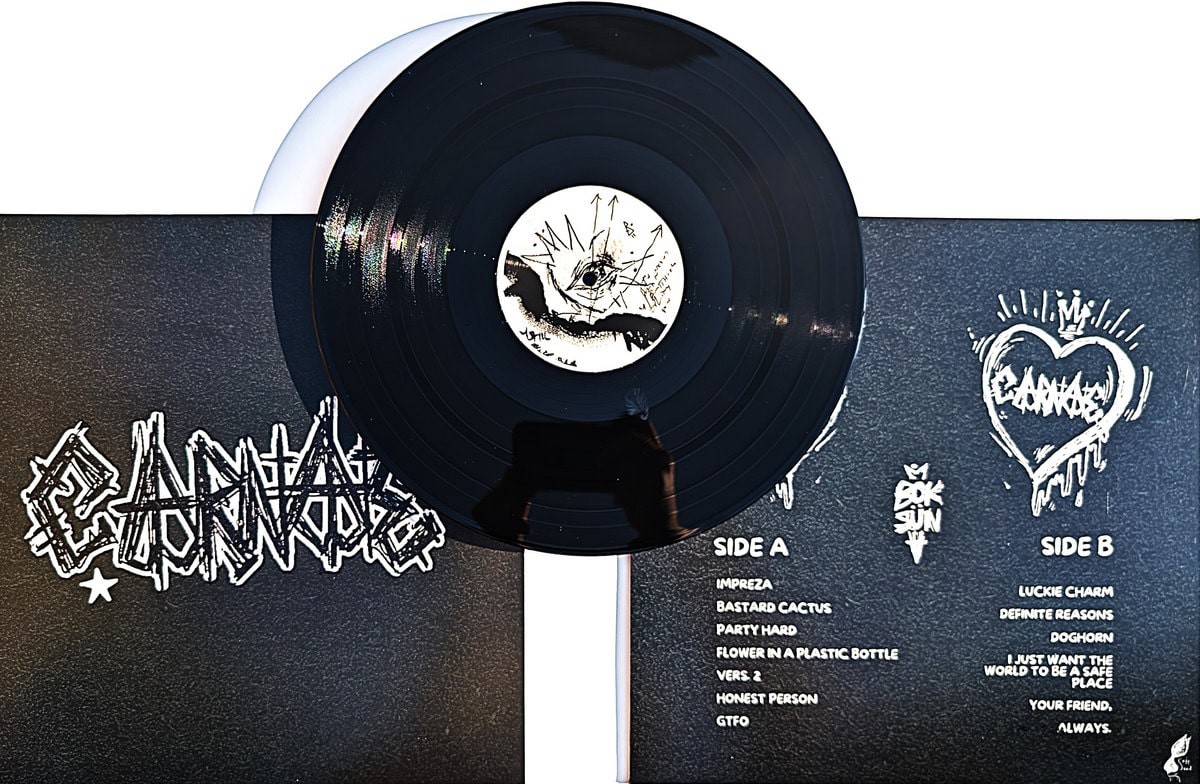 BOK SUNA builds a body out of sound and memory on “Carnate” 1 Bok Suna