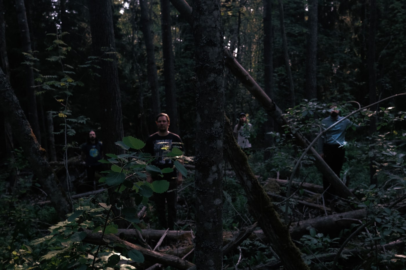 Finnish screamo band Väylä carve “Pinttyneet kuvat” out of blurred memories and old shadows 2 Väylä