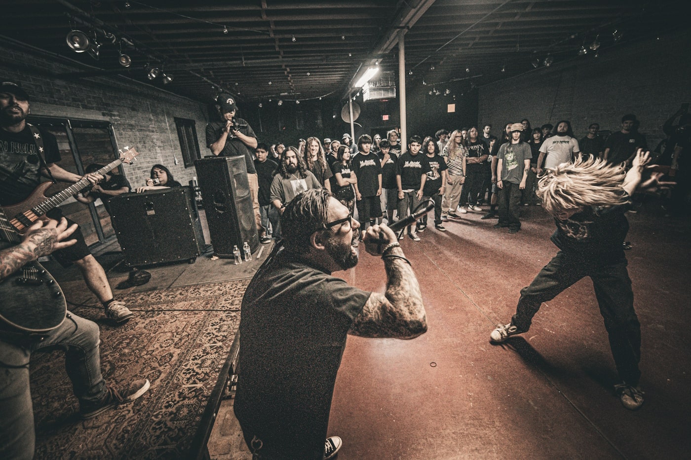 PETALPUSHER return with “Result Of a Cycle Unbroken”, pushing every idea from their first EP further without losing the core they grew up on 1 PETALPUSHER