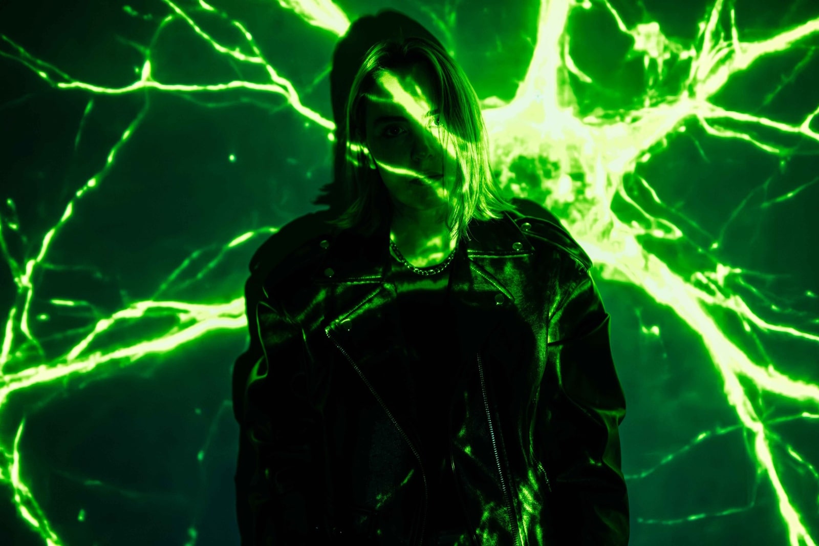 SIERRA VEINS - Picture by Lily Rault