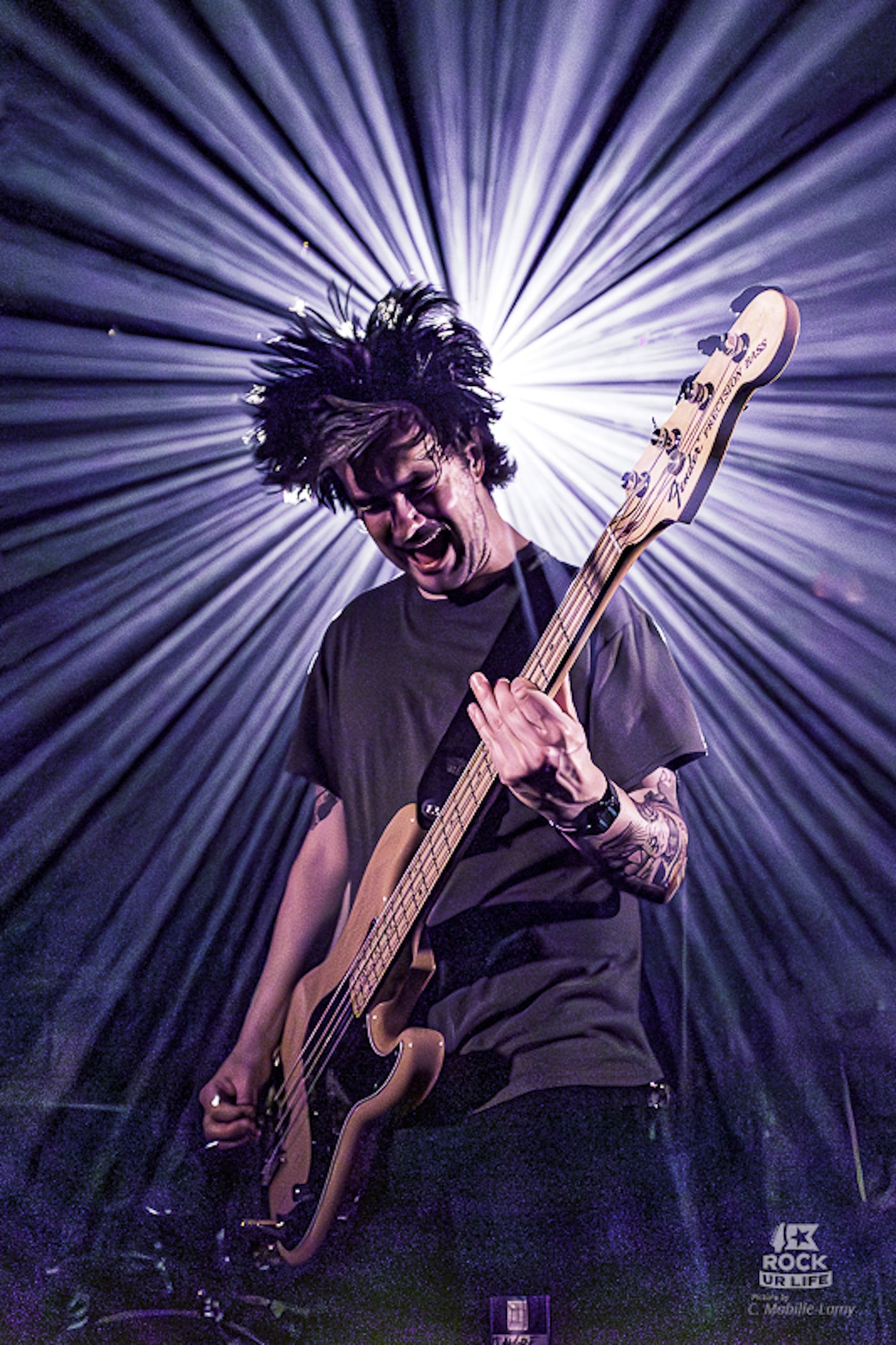 “Breaking Waves” arrives as the first look into CHALK HANDS’ “The Line That Shapes the Coast of Us” 5 Ben