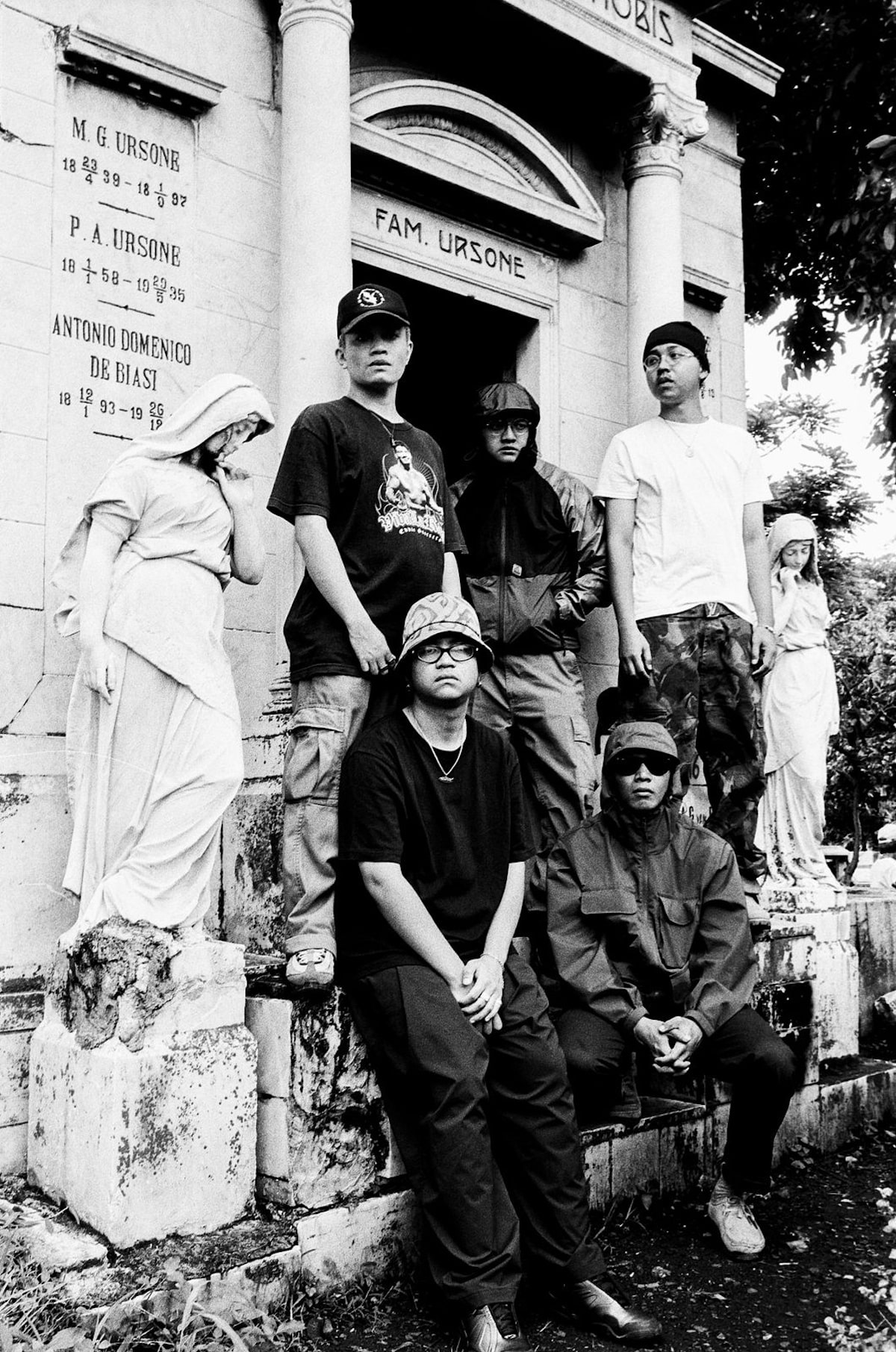 "Cursed Life Fades" documents BLEACH’s reality inside Indonesia’s hardcore underground 1 BLEACH, by Lucas Benedicts