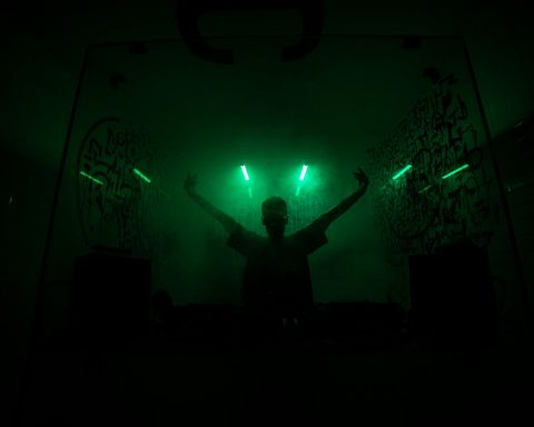 Photo by FOERDER ZONE