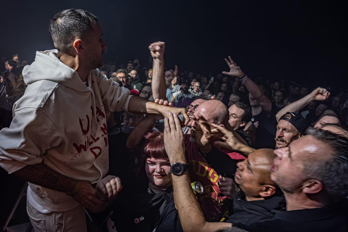 REFUSED closed their hometown chapter with three sold-out farewell nights in Umeå, documented by Rapha Vargas 33 Abhinanda, by Rapha Vargas