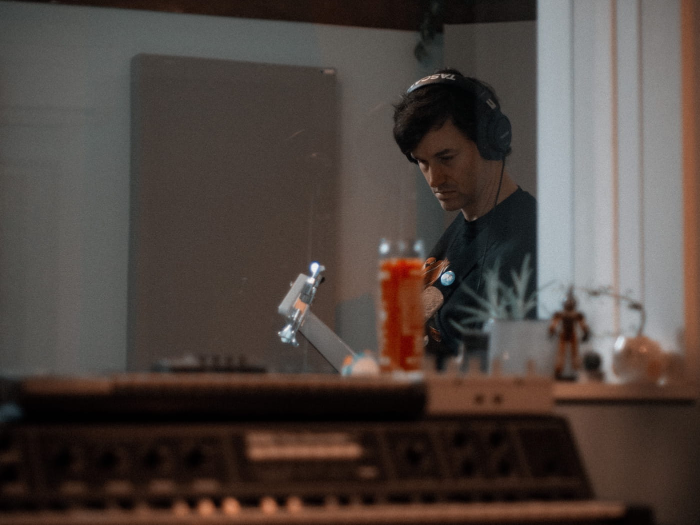 Ease into the weekend with "Happier", by Cincinnati alt rockers THE SILKIES 3 The Silkies