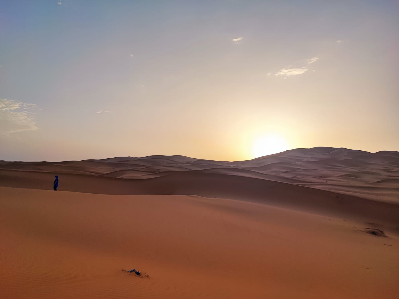 Maulén recorded a grand reinterpretation of Oum Kulthum's "Enta Omri" across Morocco - here's how place shaped every second of it 11 Sunrise in desert