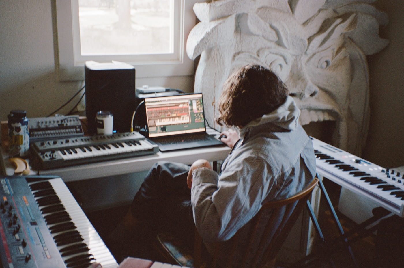 Mellow shoegaze alt rockers PILEUP walk through their mesmerizing album "Leave The Light On" 3 Pileup