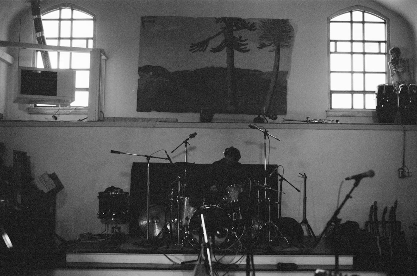 Mellow shoegaze alt rockers PILEUP walk through their mesmerizing album "Leave The Light On" 12 Pileup