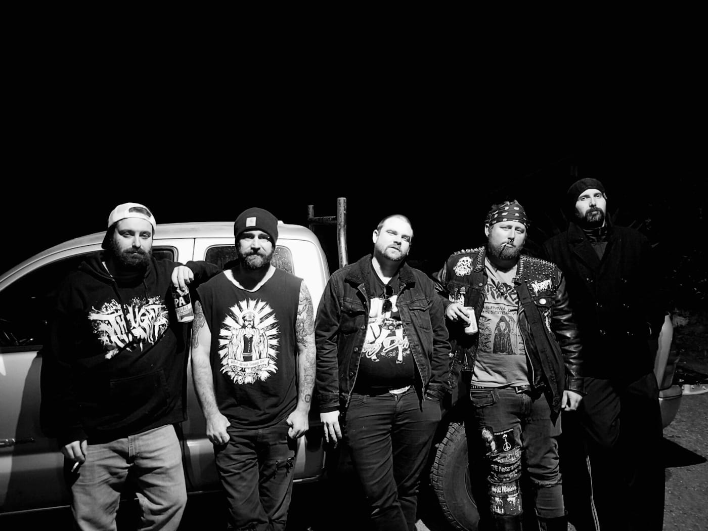 Punk'n'rollers SPEAK FOR THE DEAD channel political paranoia and Motorhead vibes into a wild debut 1 Speak for the Dead