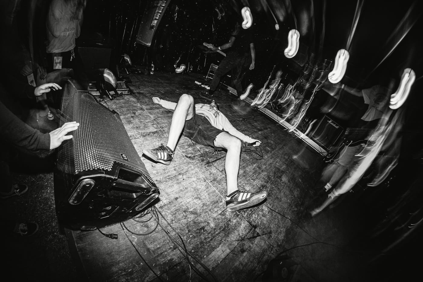 Emoviolence beast SOASTASPHRENAS break down "Eris," Berlin's screamo community, and recording 150 voices into one record 6 soastasphrenas