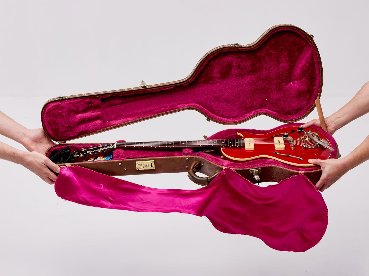 CHEVREUIL rebuild their magnetic system on “Ordrus” ahead of comeback double album “Stadium” 2 CHEVREUIL, by Alessio Federico