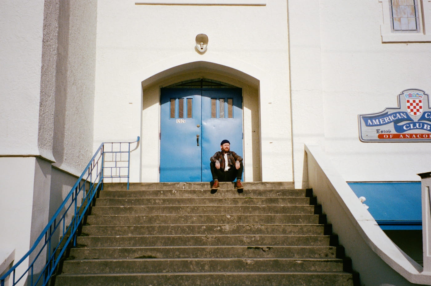 Mellow shoegaze alt rockers PILEUP walk through their mesmerizing album "Leave The Light On" 6 Pileup