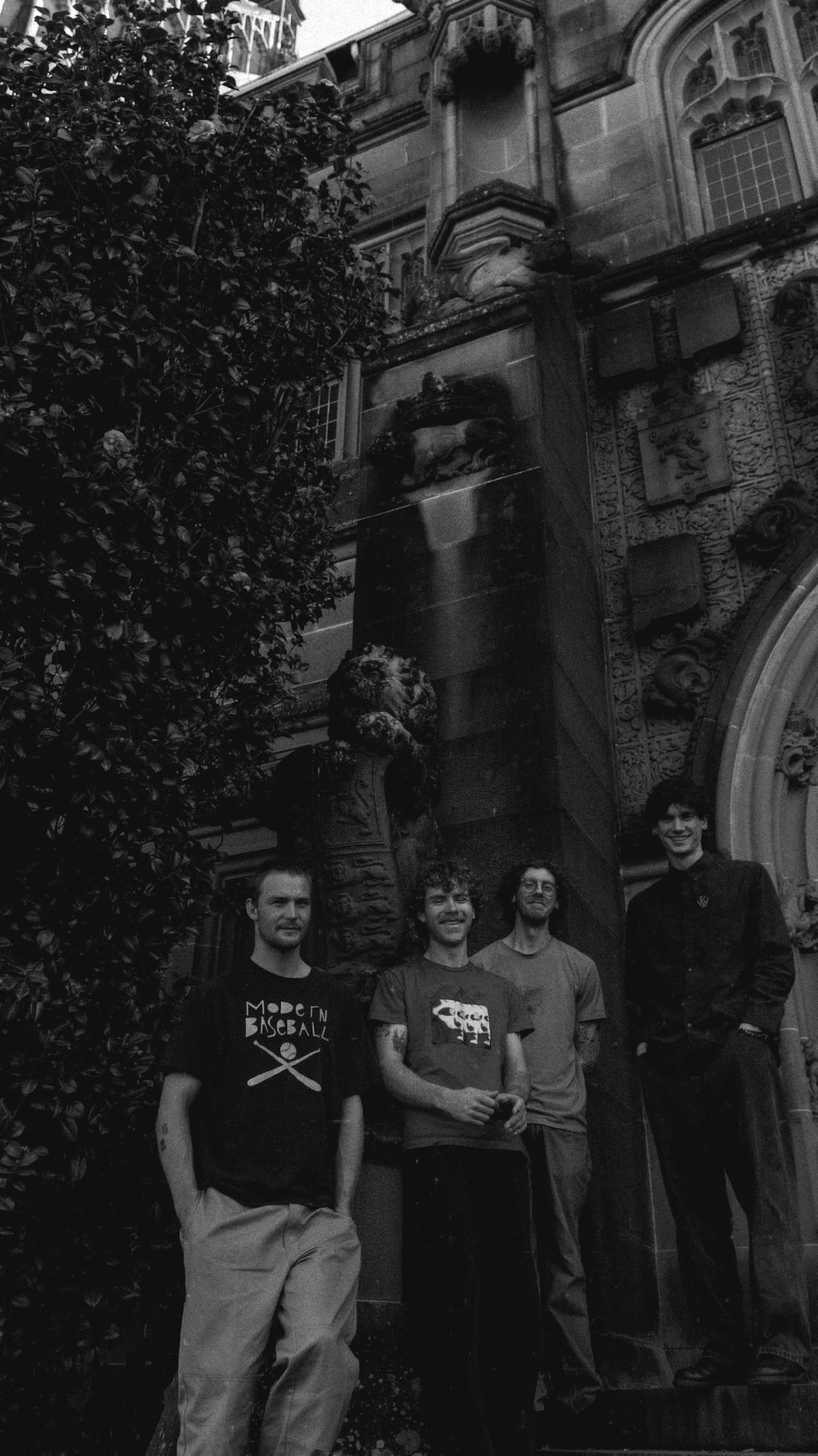 Grungy shoegazing emo rockers AIRLINE detail image-over-sound fatigue on “Boring!” 1 Airline