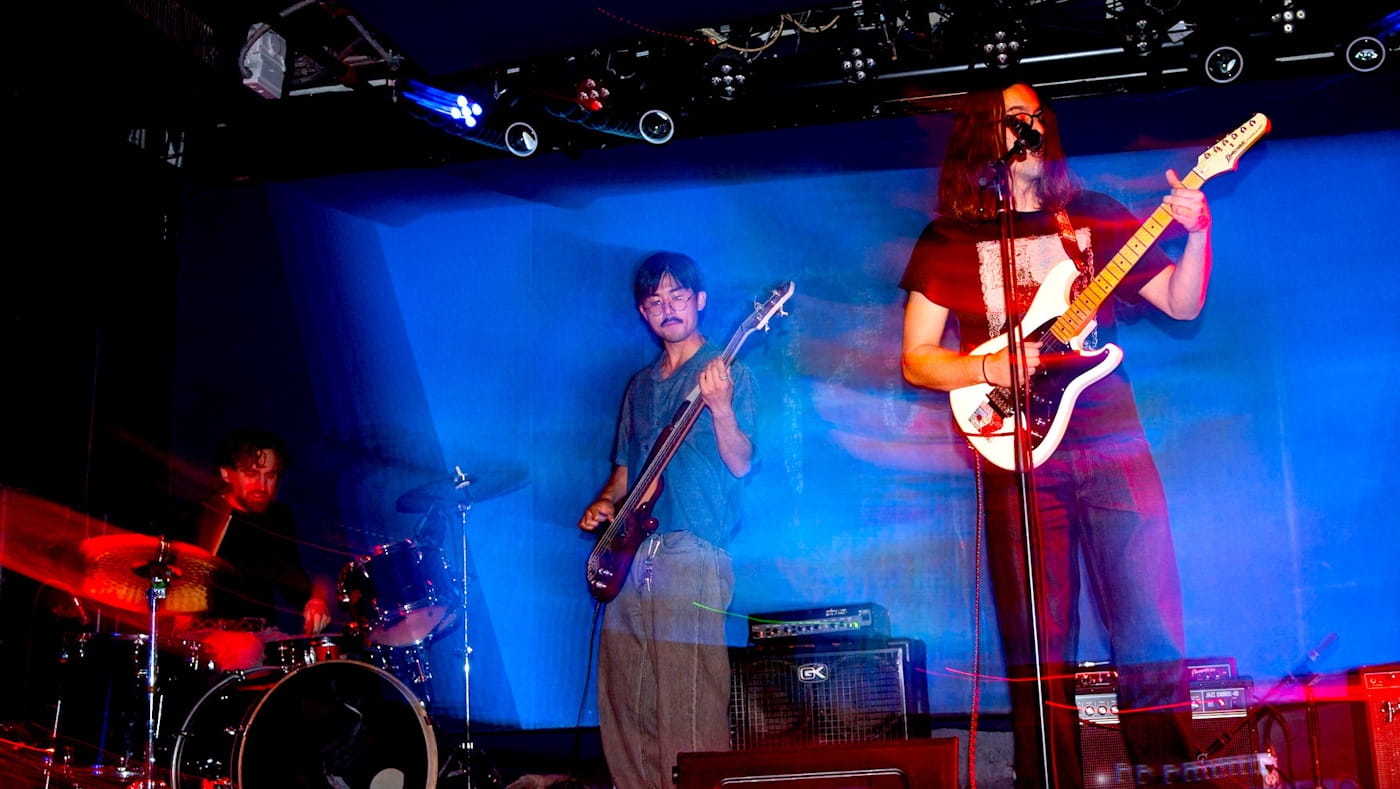 Brooklyn's DEEP SKY OBJECTS share "Banner of Light", talk shoegaze philosophy, studio firsts, making big sound with three people 1 Deep Sky Objects