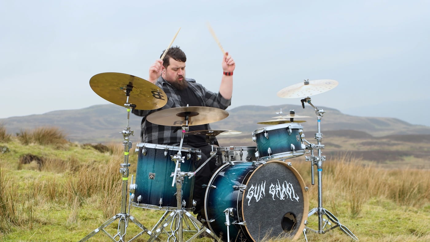 GUN GHAOL turned an ancient psalm into metalcore 5 Dorchadas