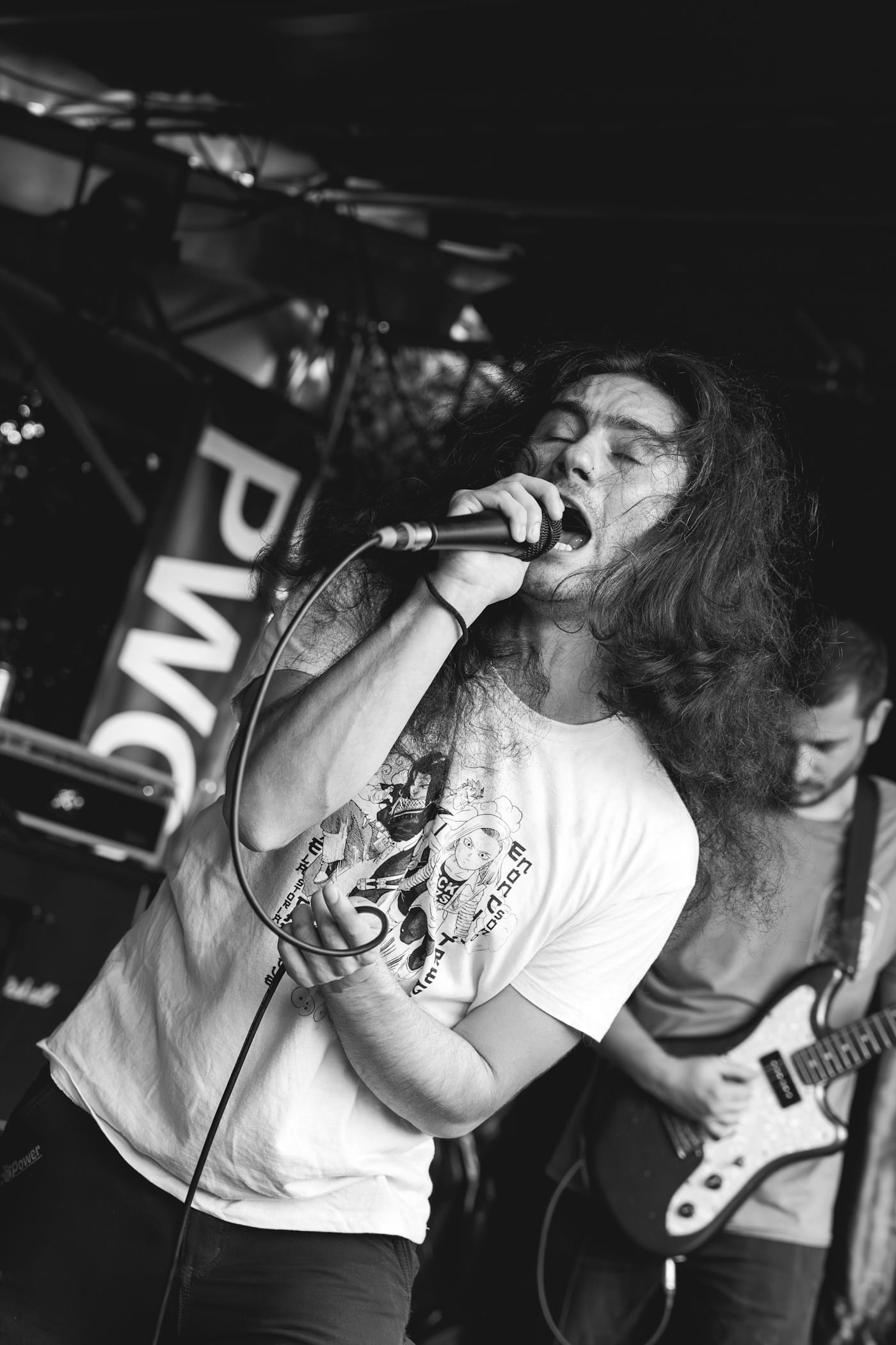 Italian screamo post hardcore band DAGERMAN walk through "Di fronte a noi il nulla," a second album built around the politics of indifference 2 Dagerman