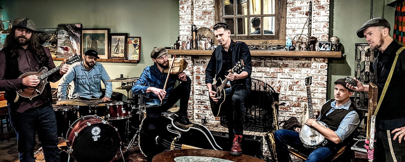 Banjos, washboards, and bad decisions - THE STILL SPIRITS return after a decade with "Small Time Crime" - ten tracks of rowdy folk-punk party 3 STILL SPIRITS