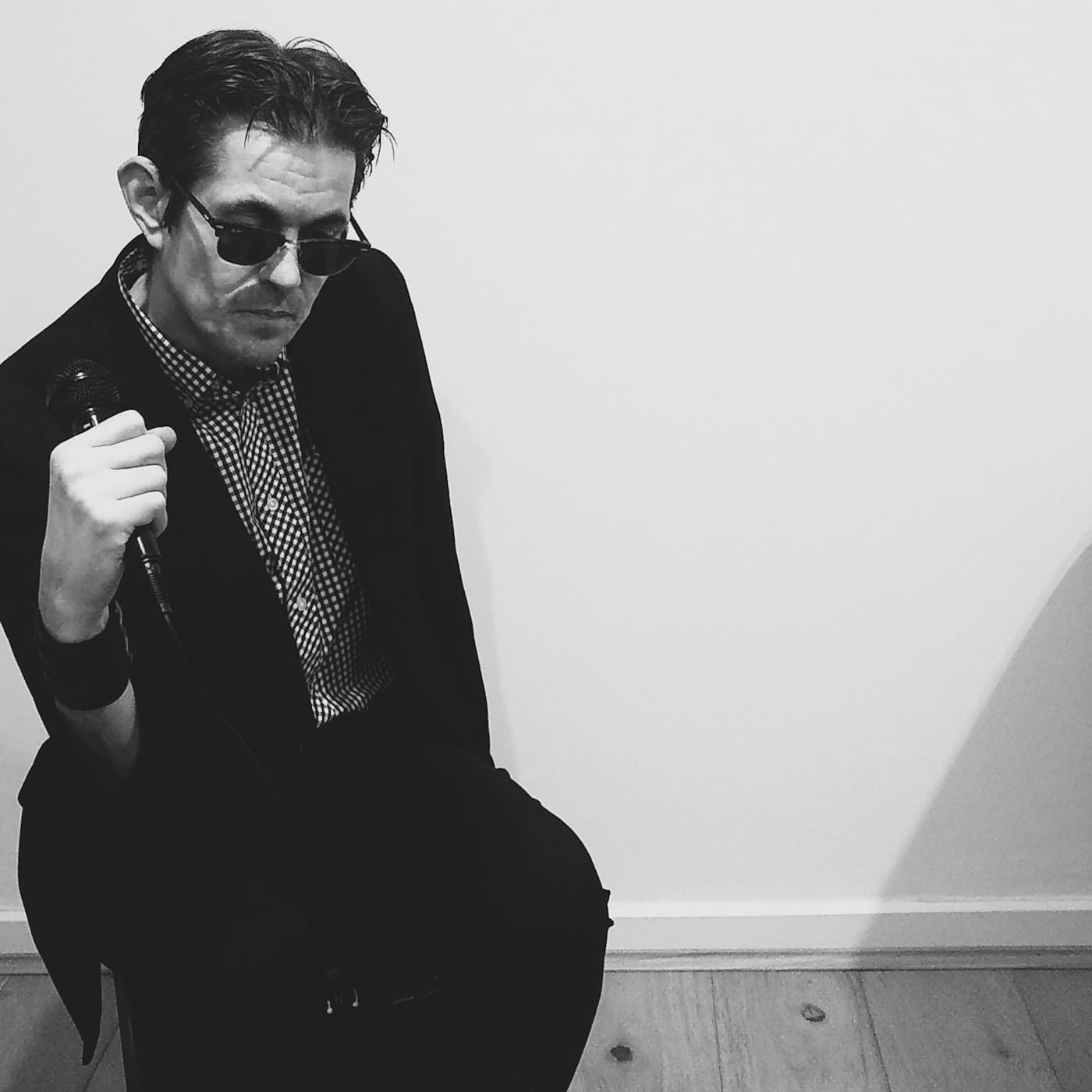 Weird alt post punk act ROYAL COMMISSION trace the making of “Dossier #1,” from disco accidents to Gospel noise and summer blackouts 1 ROYAL COMMISSION