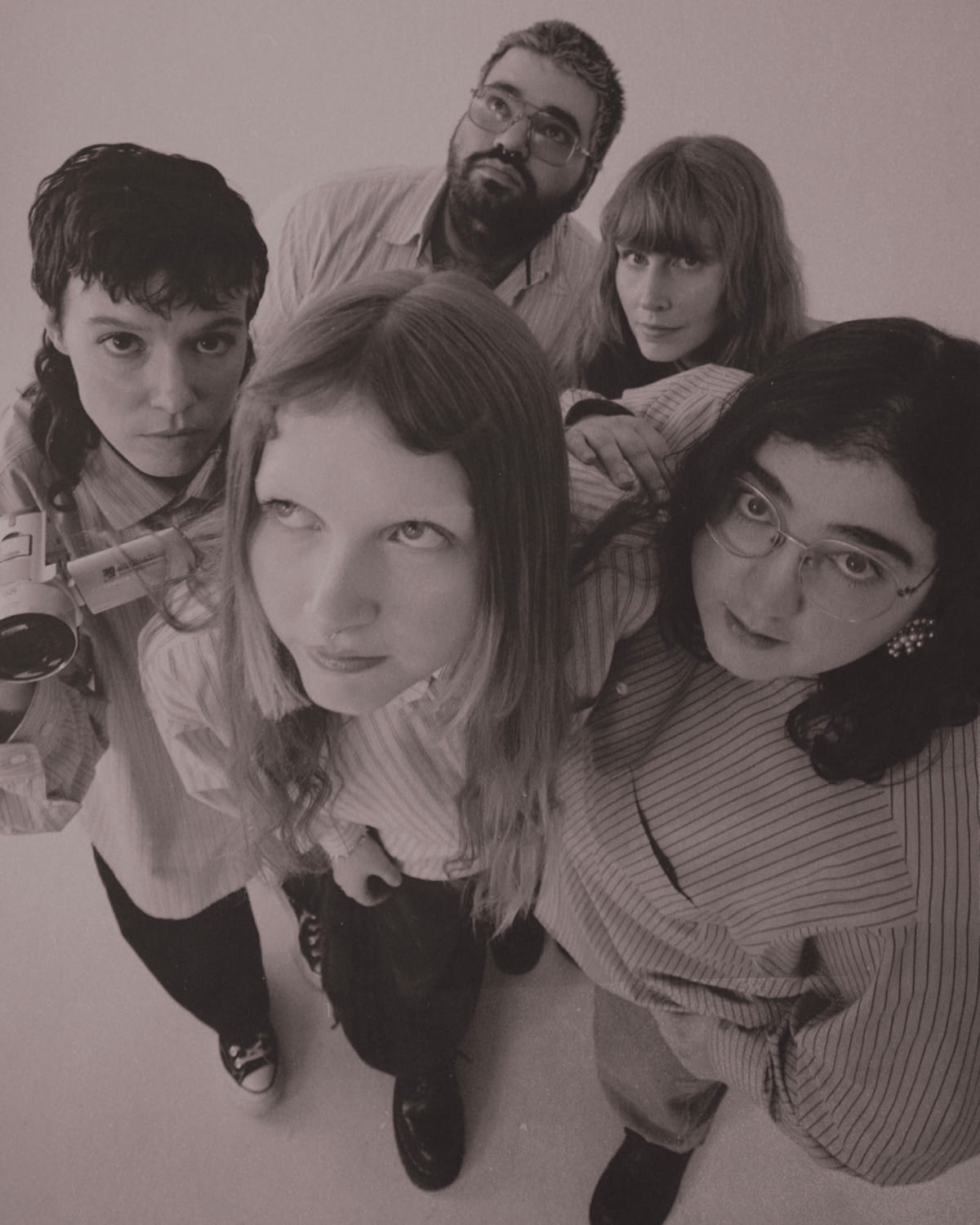 ROSIER pull old folk language apart on “Plus d’amis” and find something eerily current 1 Rosier by Jean Malek