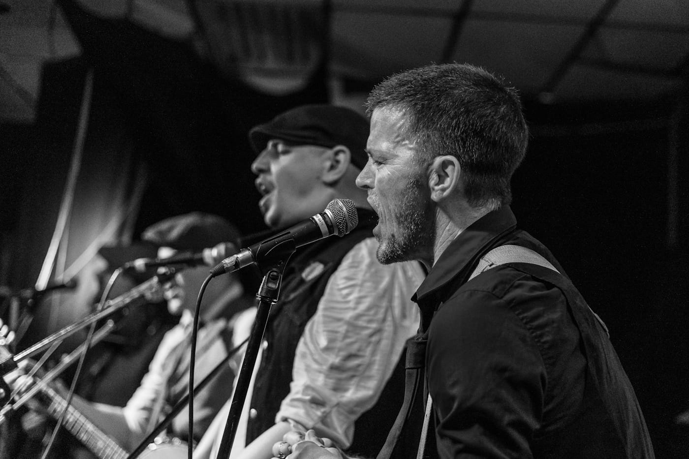 Banjos, washboards, and bad decisions - THE STILL SPIRITS return after a decade with "Small Time Crime" - ten tracks of rowdy folk-punk party 4 STILL SPIRITS