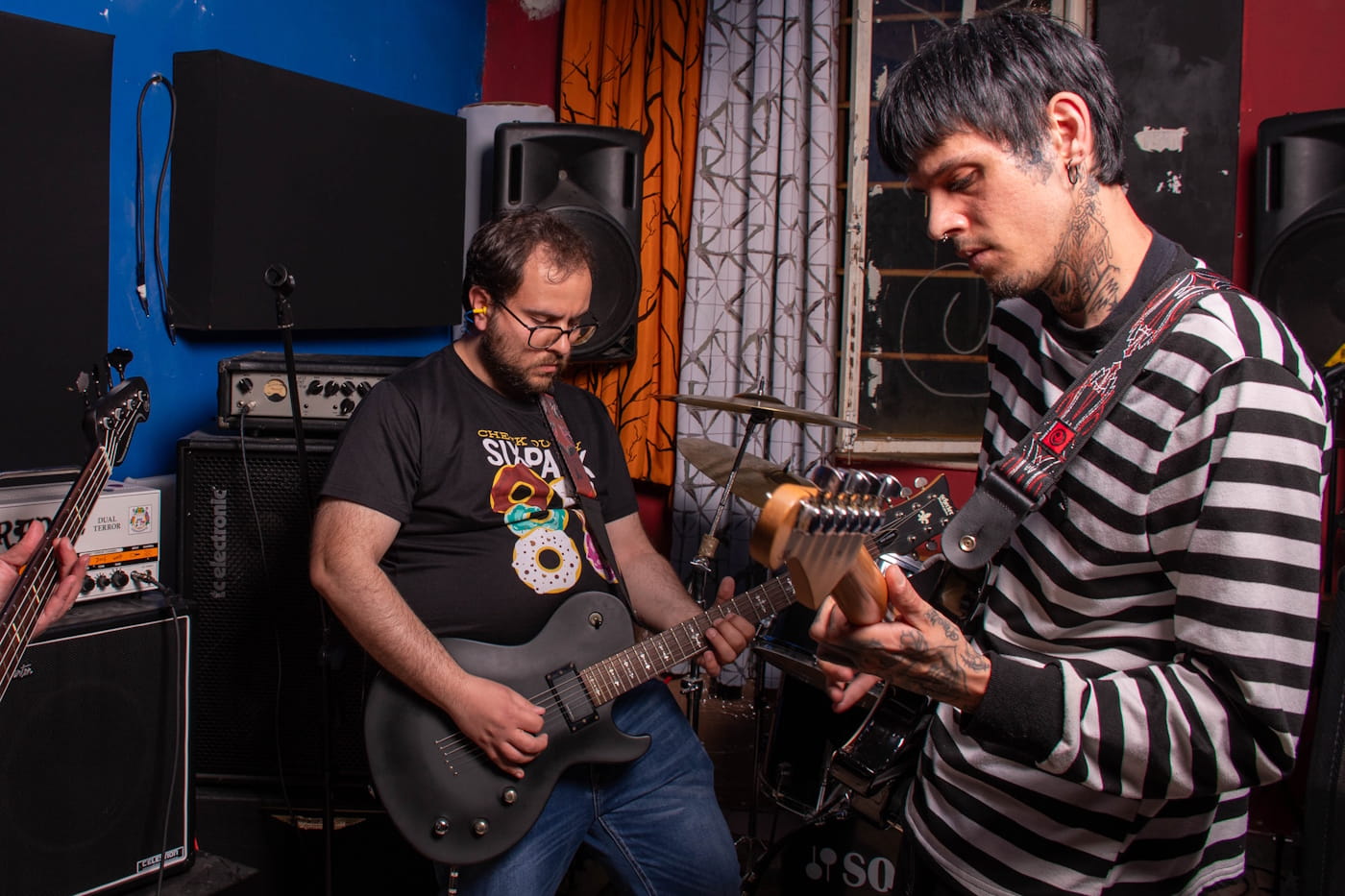 Athens post-screamo outfit PRAY FOR DECADENCE drop intriguing 2-tracker "Sleeping in the Deep" 1 Pray for Decadence