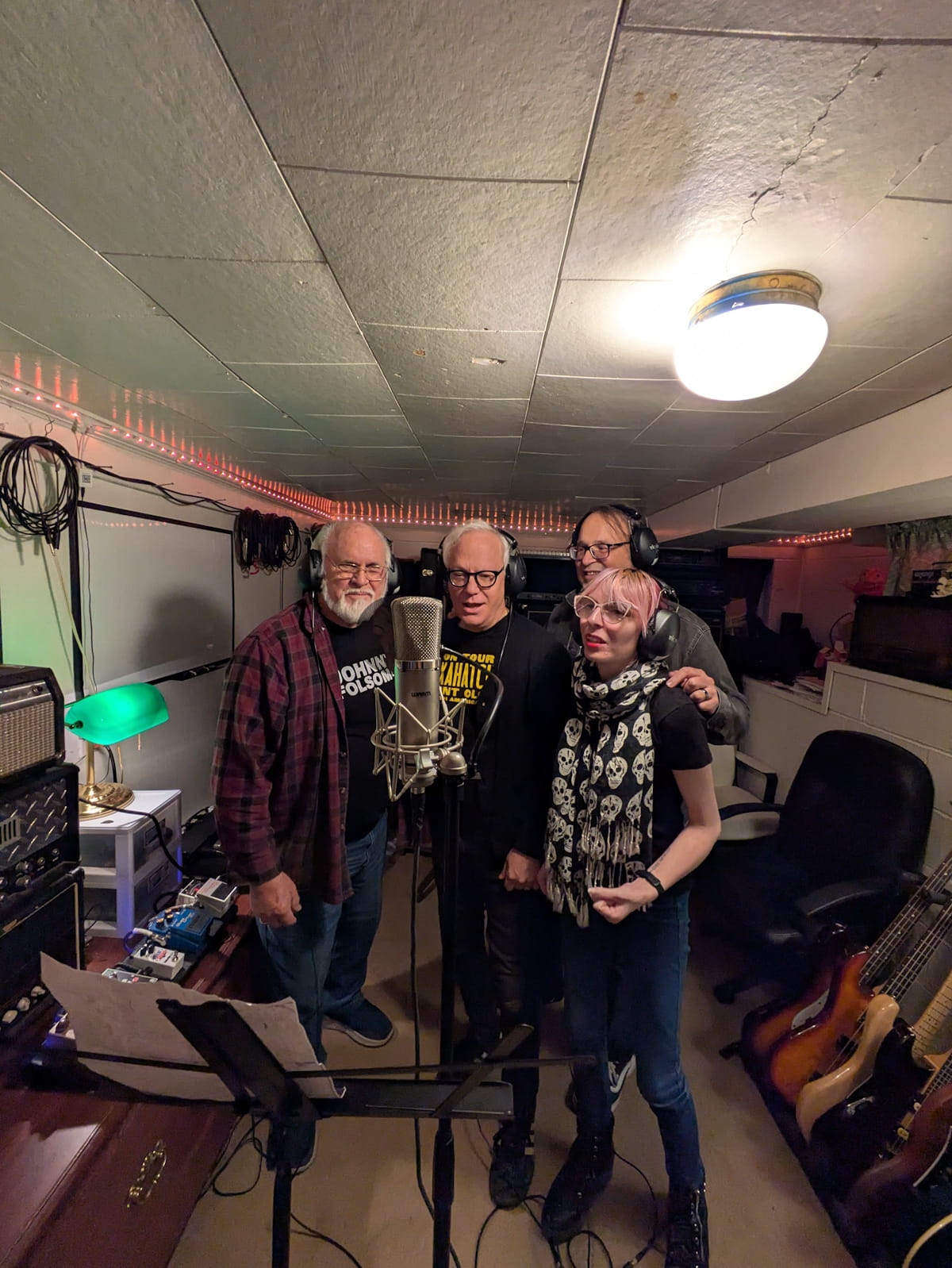 Garage punk rock'n'rollers THE DOWNSTROKES turn small-town parades, insomnia, and old bands into “The Furious Hours” 2 Harmony vocals Brighter Times