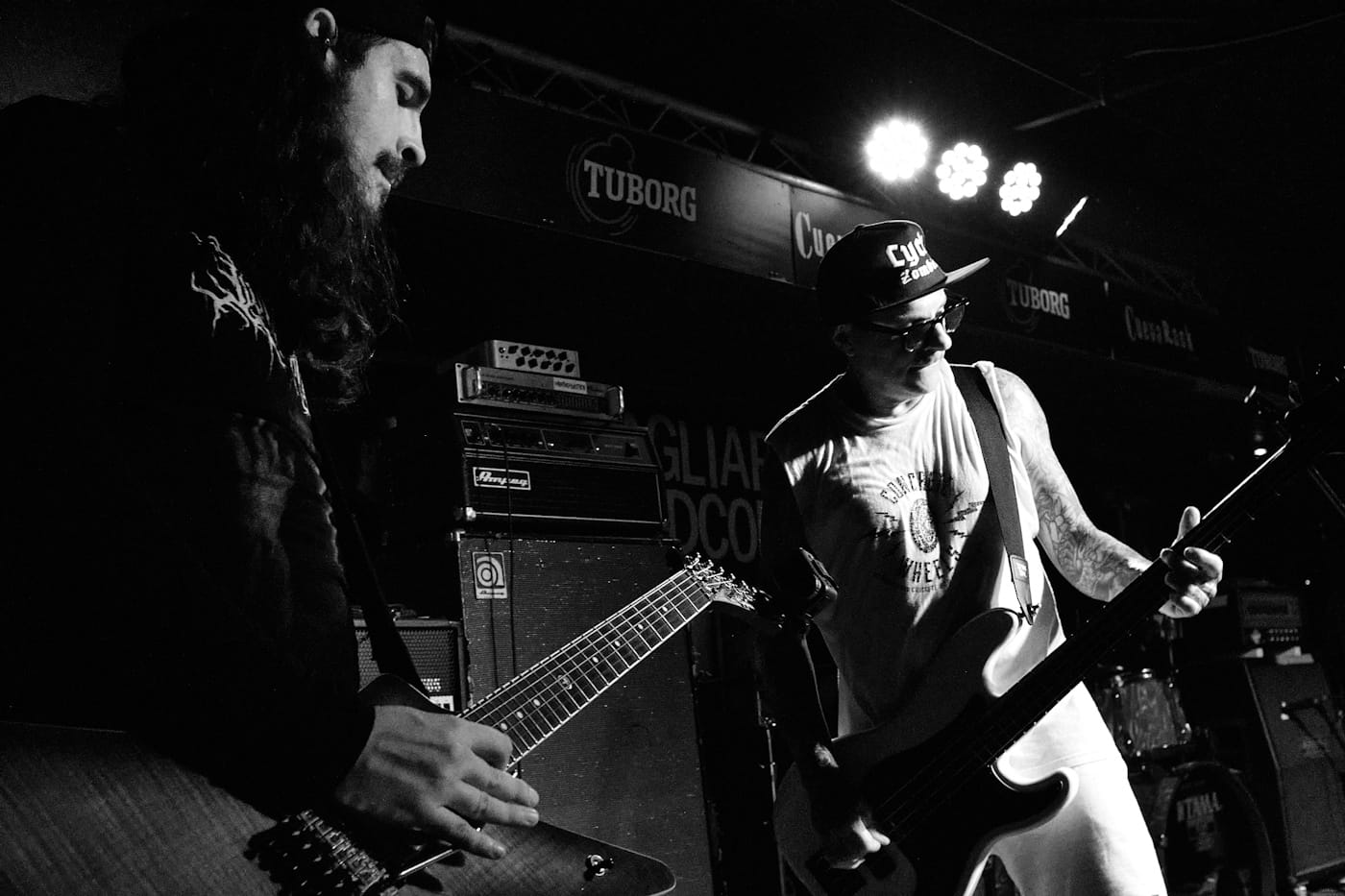 Sardinia hardcore band HOLD ME TIGHT return with "No Turning Back," the first chapter of "The Fall" 5 Hold Me Tight, by Tessa Wiegerinck