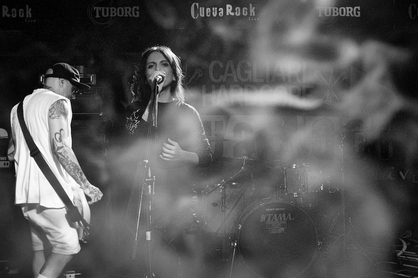 Sardinia hardcore band HOLD ME TIGHT return with "No Turning Back," the first chapter of "The Fall" 4 Hold Me Tight, by Tessa Wiegerinck