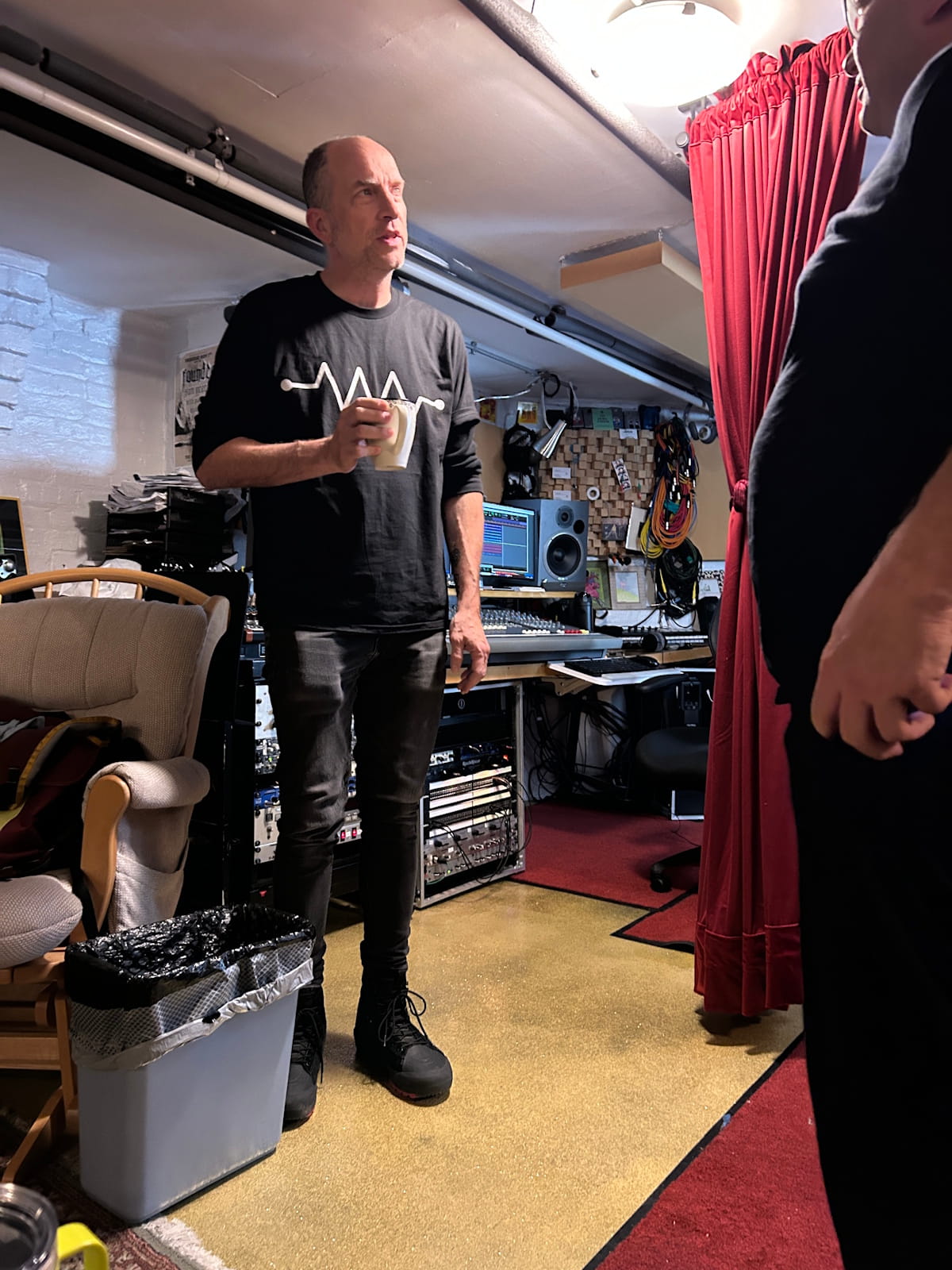 From Richmond to Chicago, via Albini’s shadow: “The Four Flags” by With Patience, Orlock, IUIO and SoundTracks captures a tight-knit scene in one room 5 The Four Flags