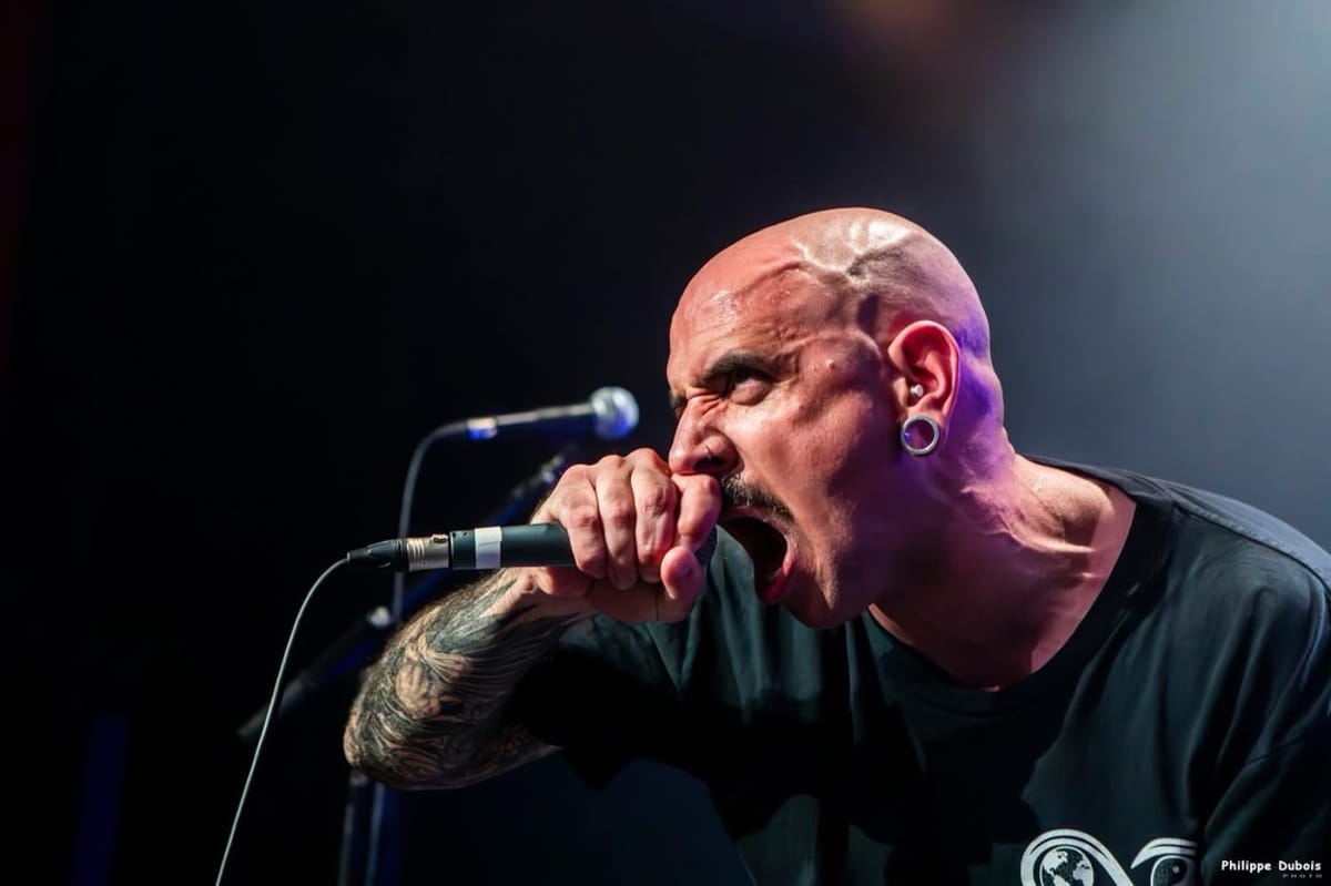 BEYOND THE STYX return with "DIVID" on Innerstrength Records, vocalist Emile breaks down the war, the borders, and the band's slogan 1 Beyond The Styx by @stratophil.livepics