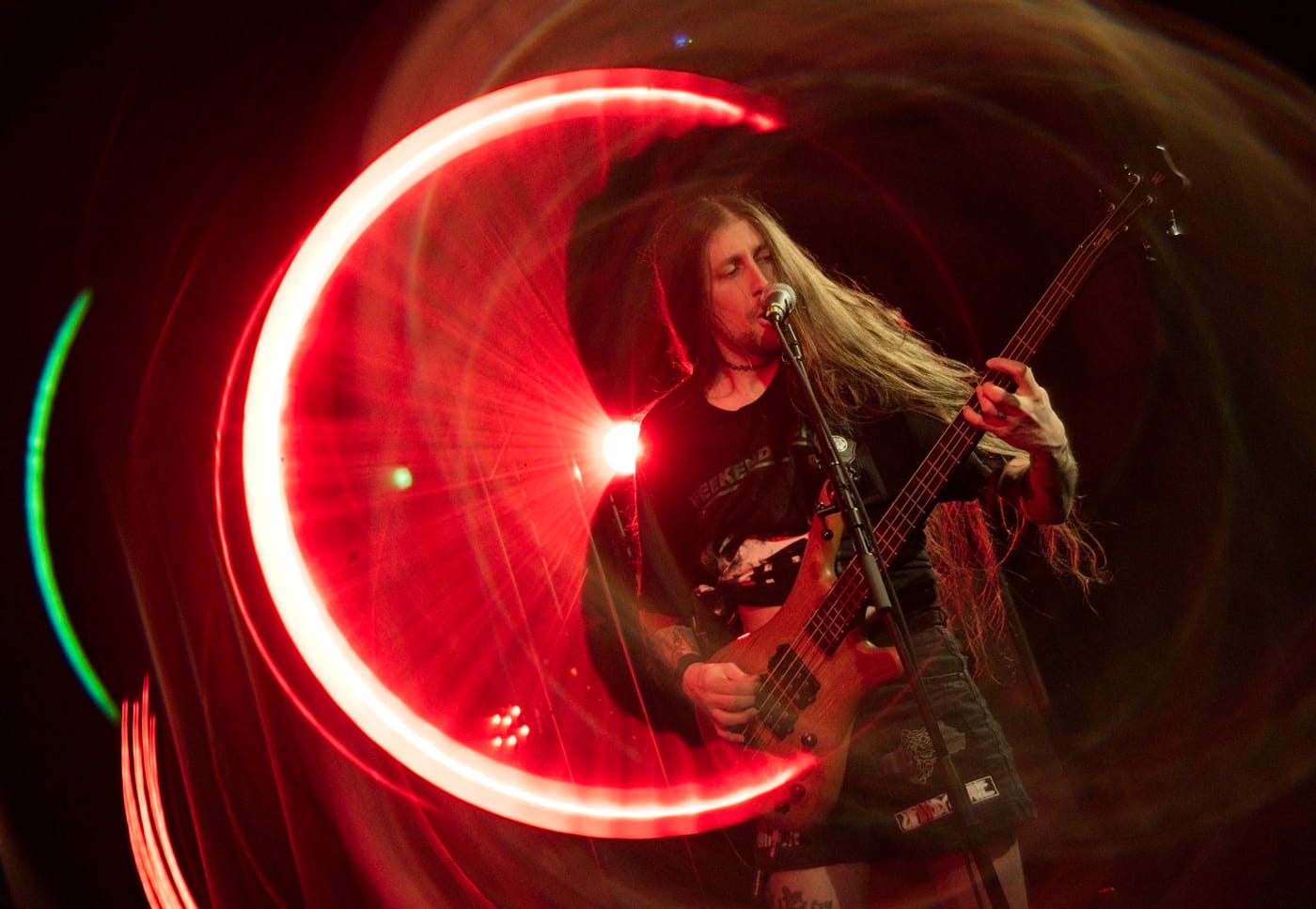 Tæl drops fifteen filthy tracks of bass-and-drums powerviolence from Oslo 3 Photo by Cristina Gregori