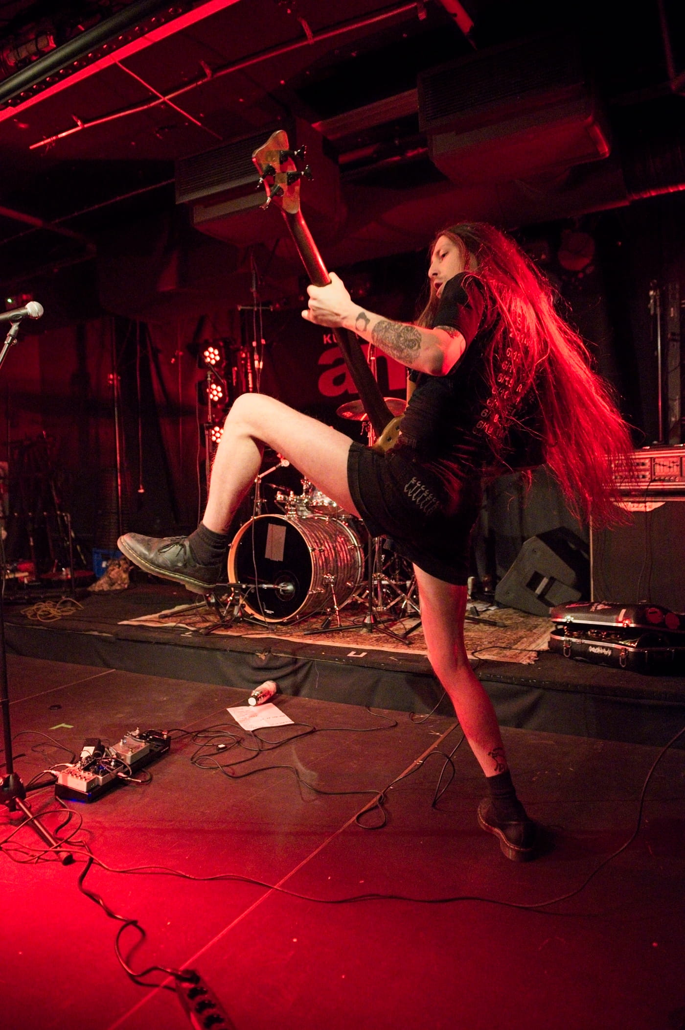 Tæl drops fifteen filthy tracks of bass-and-drums powerviolence from Oslo 7 Photo by Cristina Gregori