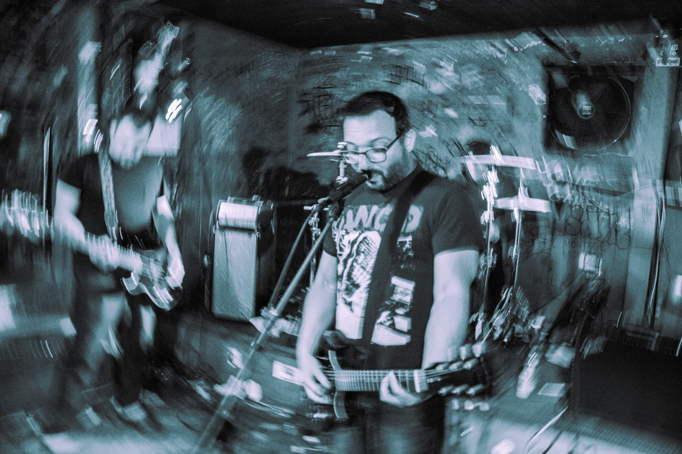 NJ pop-punk trio GET THE NET set "Til House Lights" for June and share "Tijuana" video 3 GET THE NET
