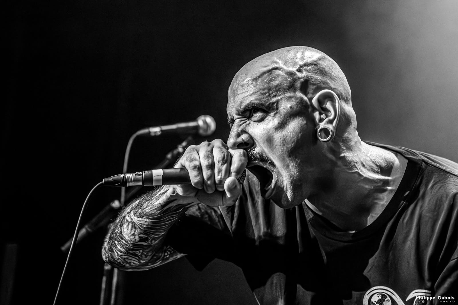 BEYOND THE STYX return with "DIVID" on Innerstrength Records, vocalist Emile breaks down the war, the borders, and the band's slogan 1 Beyond The Styx byMaxime Hillairaud - @mhillairaud
