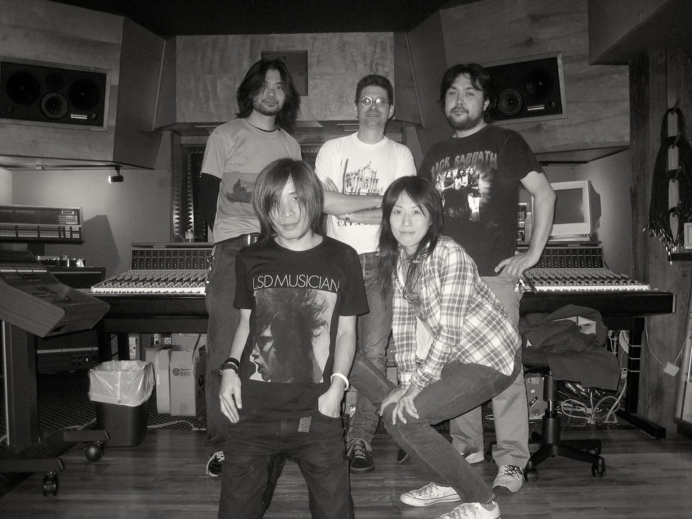 Japanese post rock maestros MONO discuss 'Snowdrop', recording without Steve Albini, and the language of flowers 4 MONO with Steve