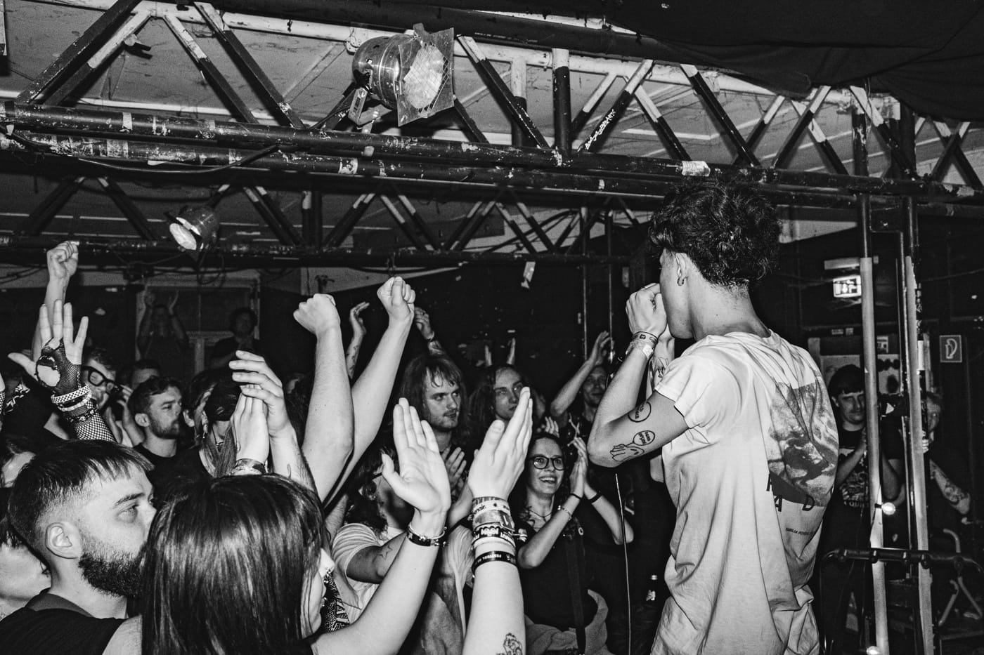 Rites of Spring Fest reopens the "real emo" question, returns to Munich for two days with Raein, Weatherday, and a FLINTA-led newcomer wave 10 Øjne - Rites of Spring Fest 12.04.2025