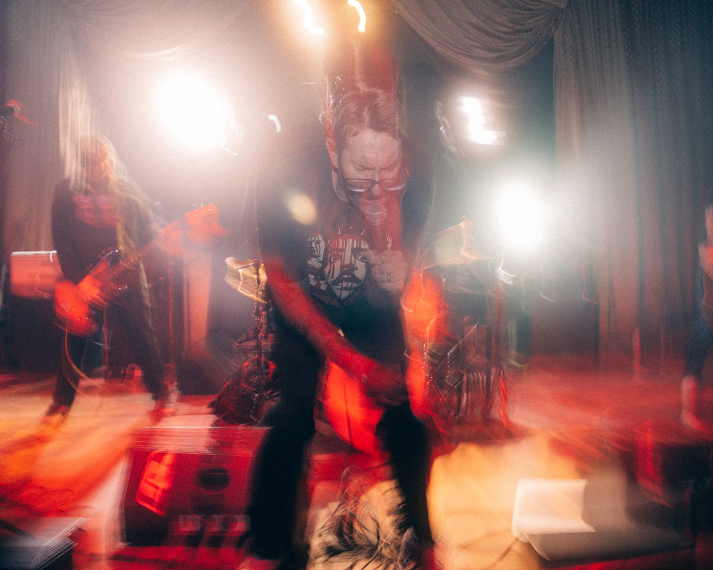 Keeping hardcore close to work, anger, and survival, with OUT OF LINE's “Rec Center” 11 OUT OF LINE by Tim Chisham Photos (@cheezums)