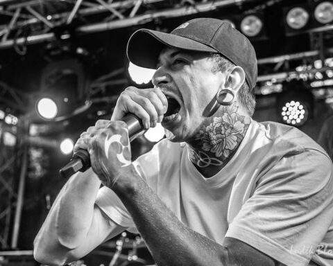 Recall: BAD RELIGION live at CBGB's 20th Anniversary!