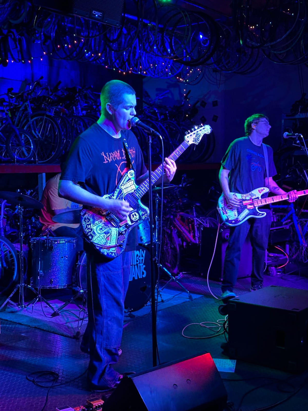 THE THIRSTY GIANTS - a Minnesota intergenerational punk trio drop their debut album 1 Thirsty Giants at Key City Bike
