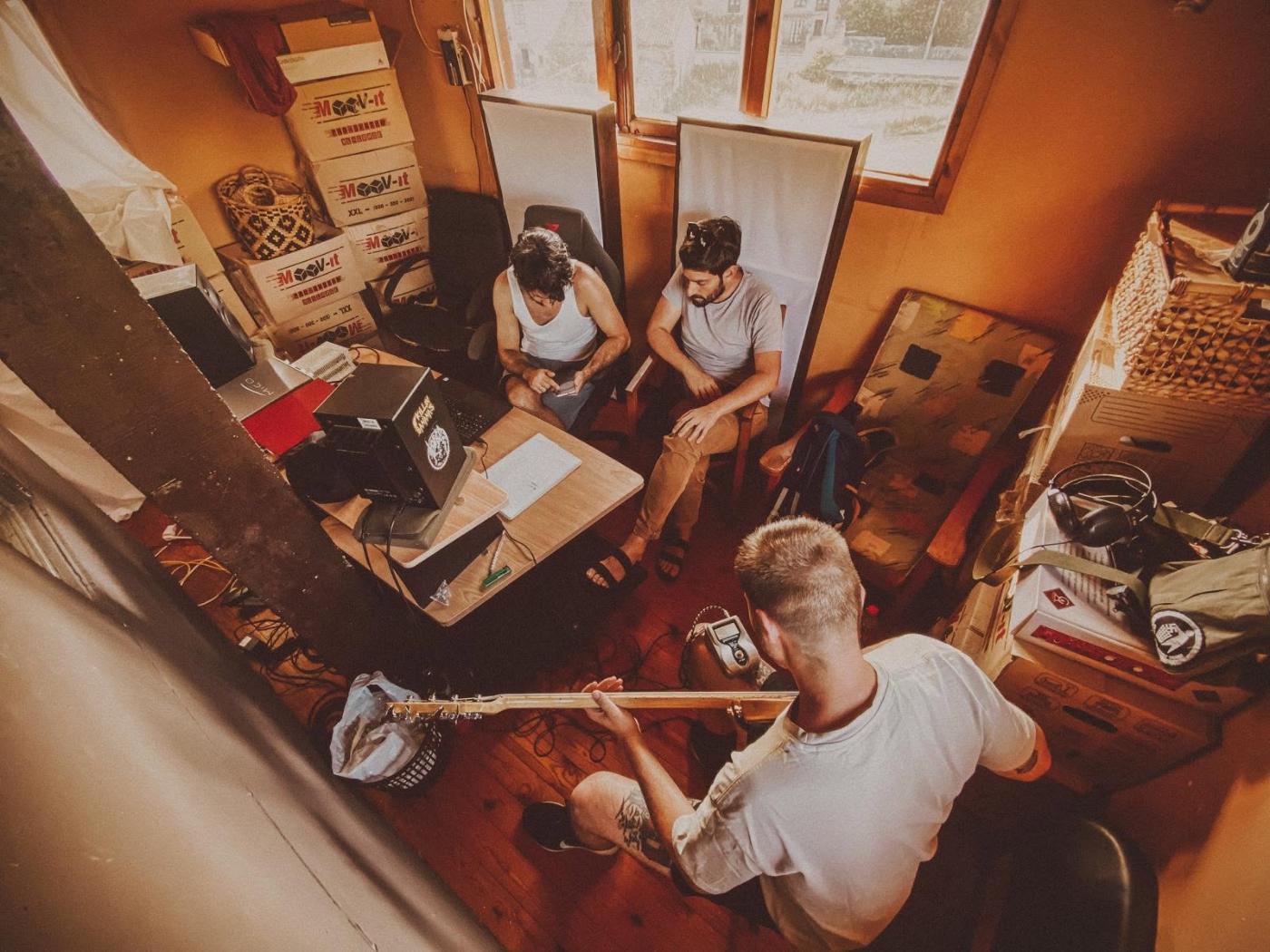 Cantabria post metal / post hardcore band ERETIA "The Autumn of Civilization," a massive 14-label co-release built to leave a mark 4 Eretia