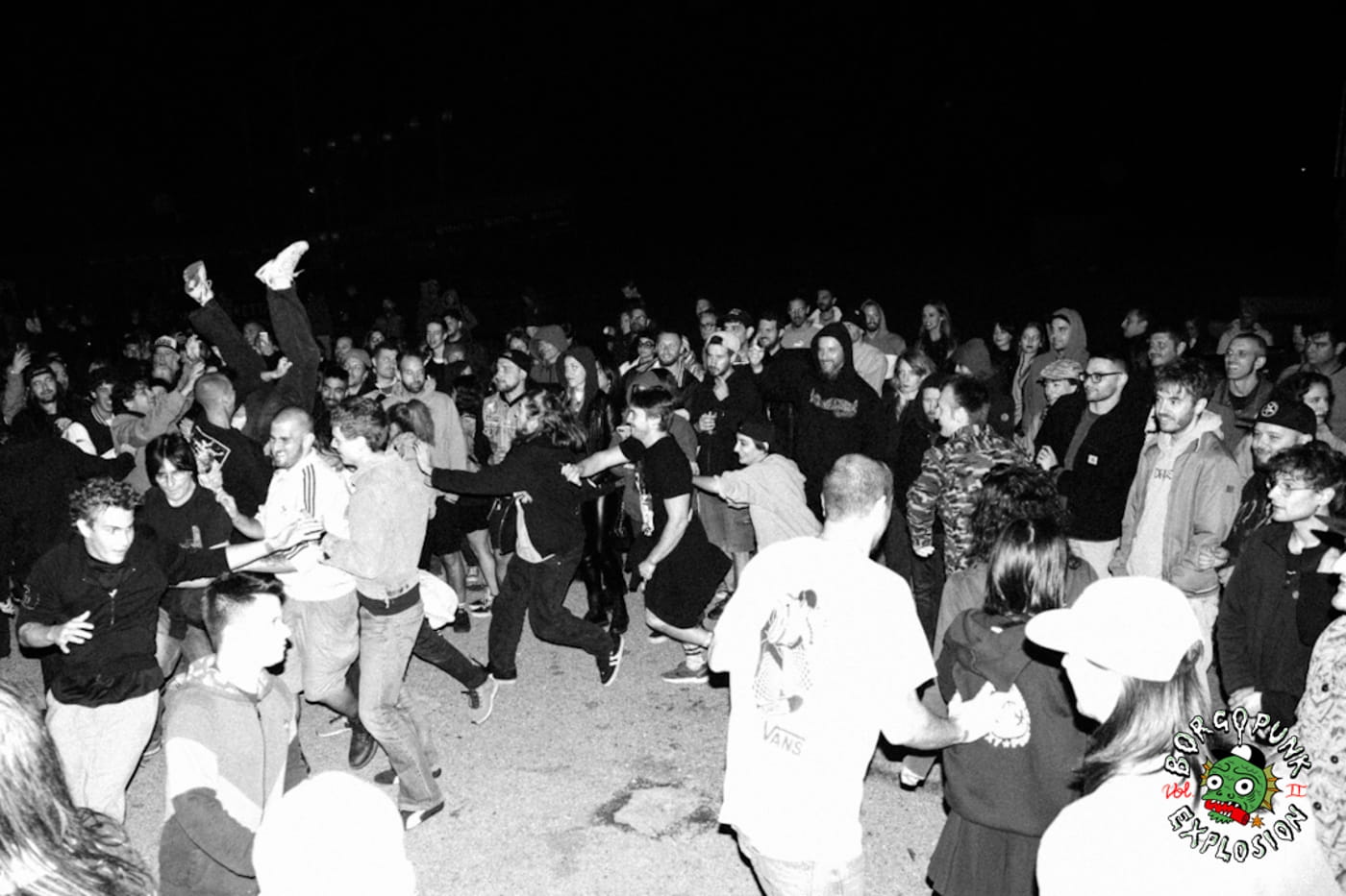 After ten years chasing NOFX, ALL COASTED deliver their darkest record yet on "Time For Disruption" 4 All Coasted - Borgopunk_2024