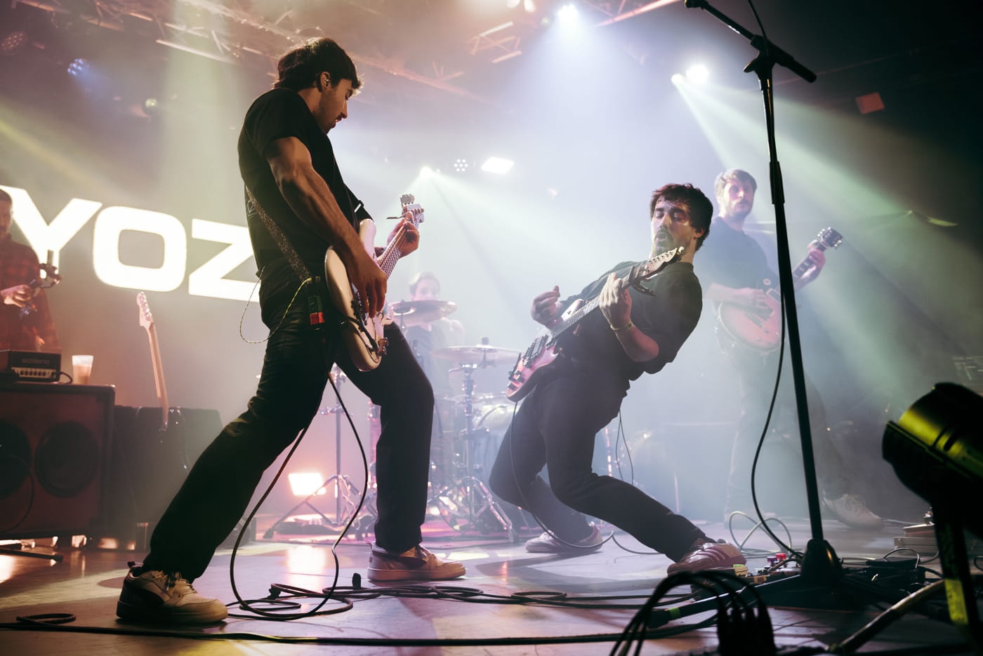 GYOZA turn grief into a two-sided record on "Beber y soltar" 3 Gyoza live