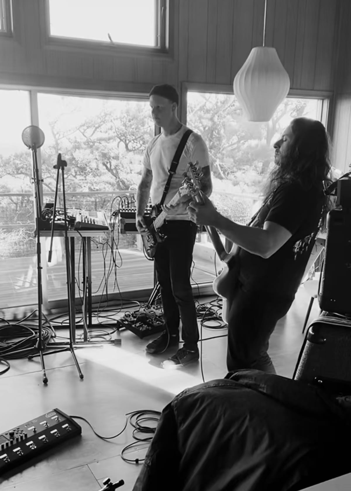 Massachusetts sludge post hardcore band THERE WERE WIRES return after two decades with "Vessel" 3 There Were Wires
