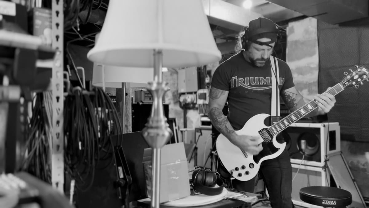 Massachusetts sludge post hardcore band THERE WERE WIRES return after two decades with "Vessel" 9 There Were Wires