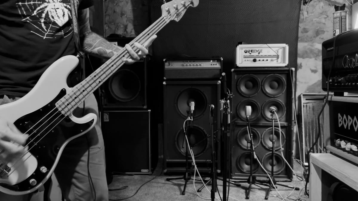 Massachusetts sludge post hardcore band THERE WERE WIRES return after two decades with "Vessel" 5 There Were Wires